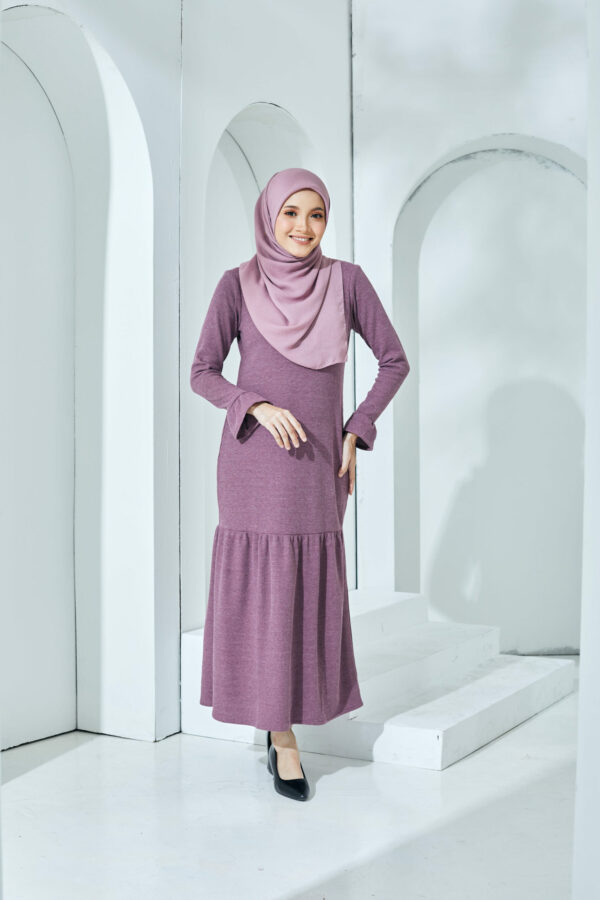 Lythra Tunic Dress in Magenta - Roses & Thorns
